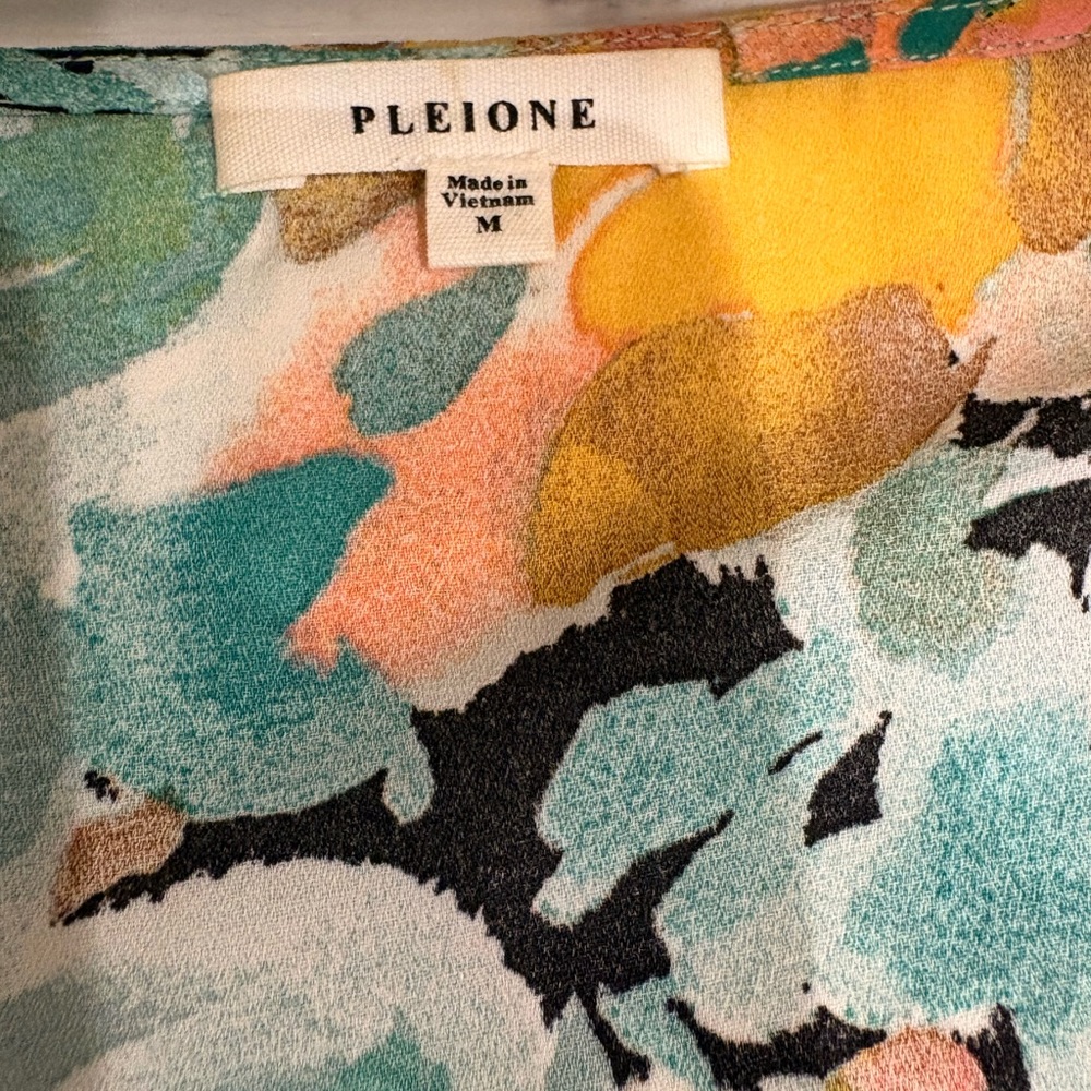 Pleione Floral Print Top in Teal, Yellow, Coral, Black - Picture 7 of 7